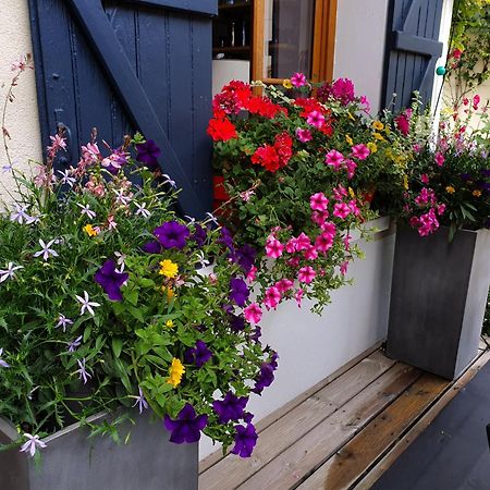 Les Glycines Bed and Breakfast Ury Εξωτερικό φωτογραφία