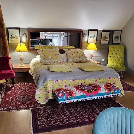 Les Glycines Bed and Breakfast Ury Εξωτερικό φωτογραφία