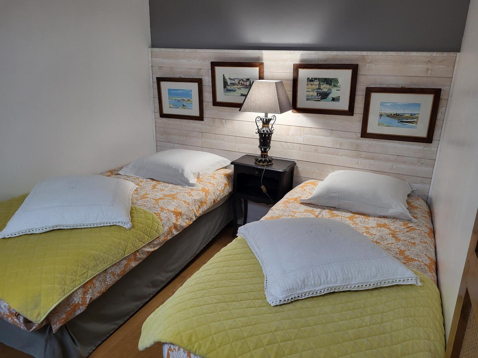 Les Glycines Bed and Breakfast Ury Εξωτερικό φωτογραφία
